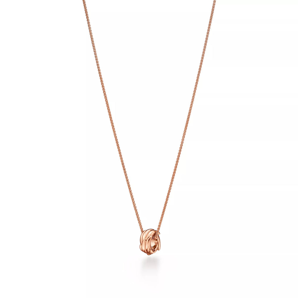 Carave Paris Oval Halo Pendant Necklace