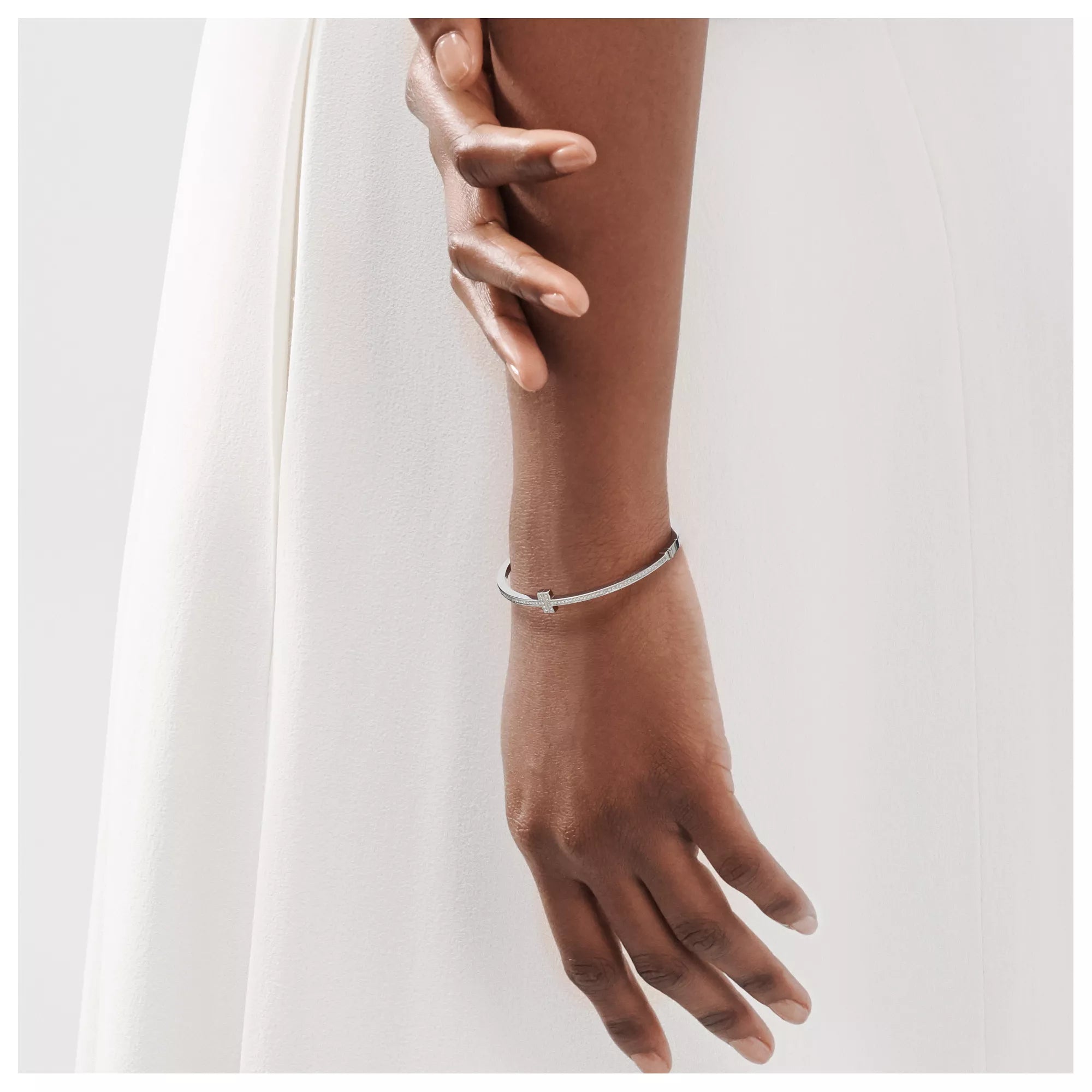 Carave Paris Diamond T White Gold Hinged Bangle for Women