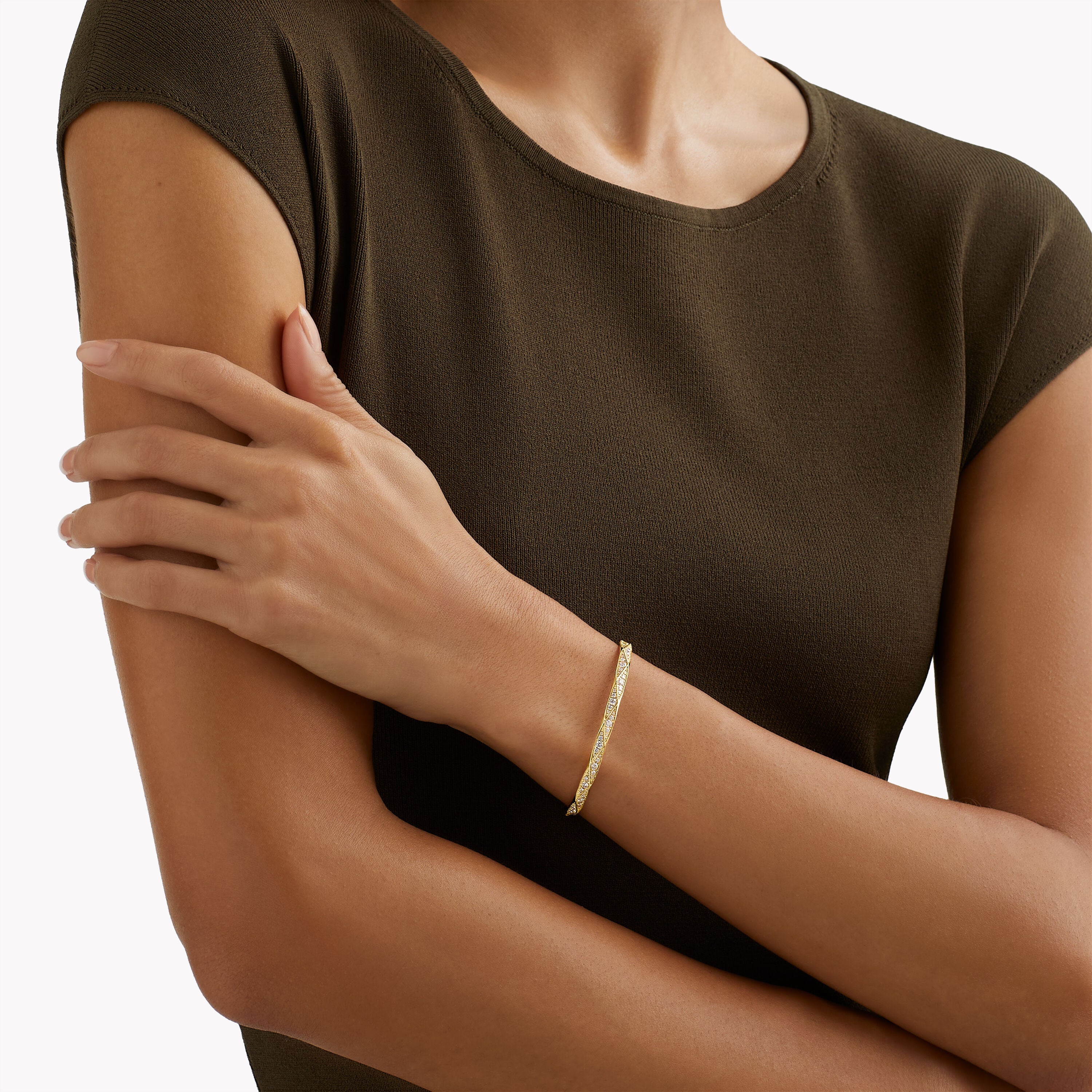 Carave Paris Geometric Diamond Bangle