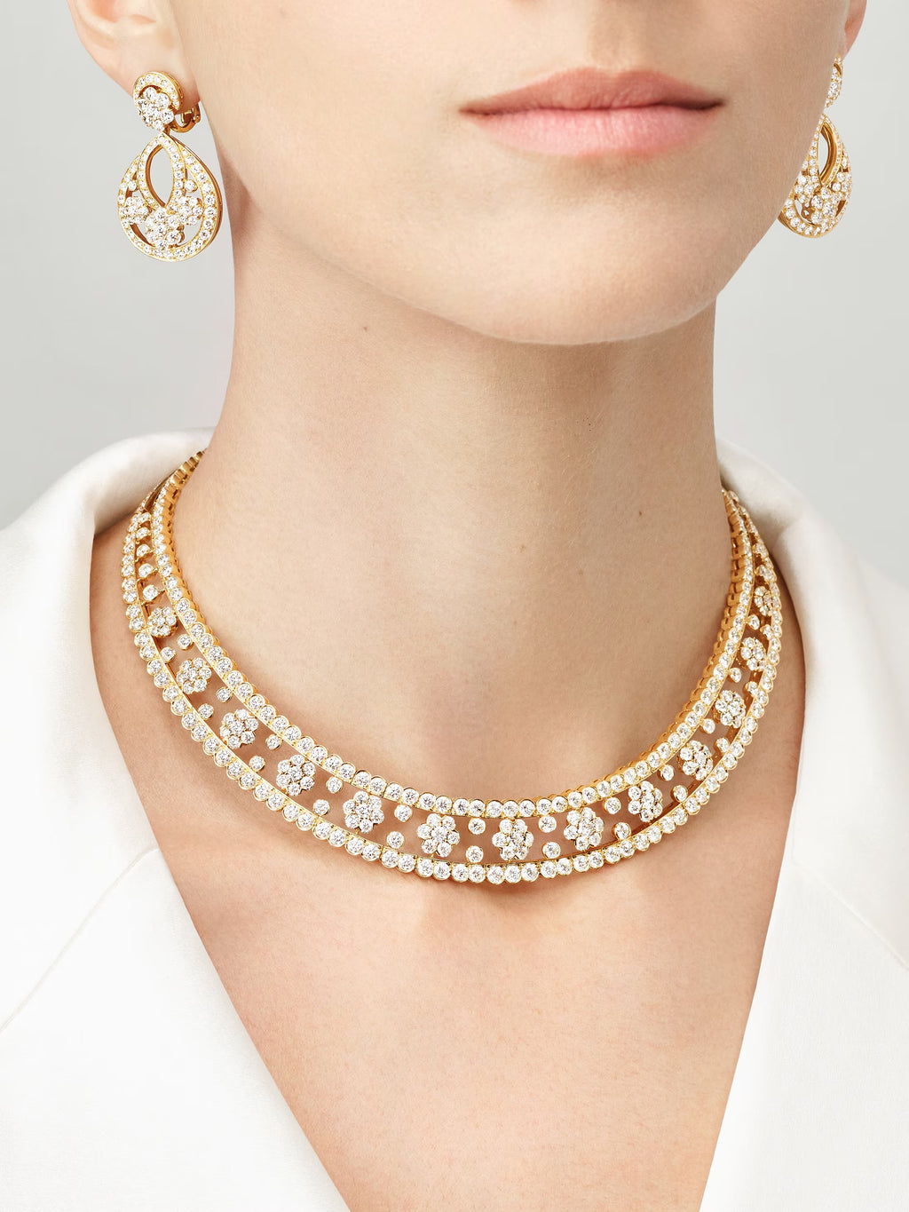 Carave Paris Luminous Floral Diamond Collar Necklace