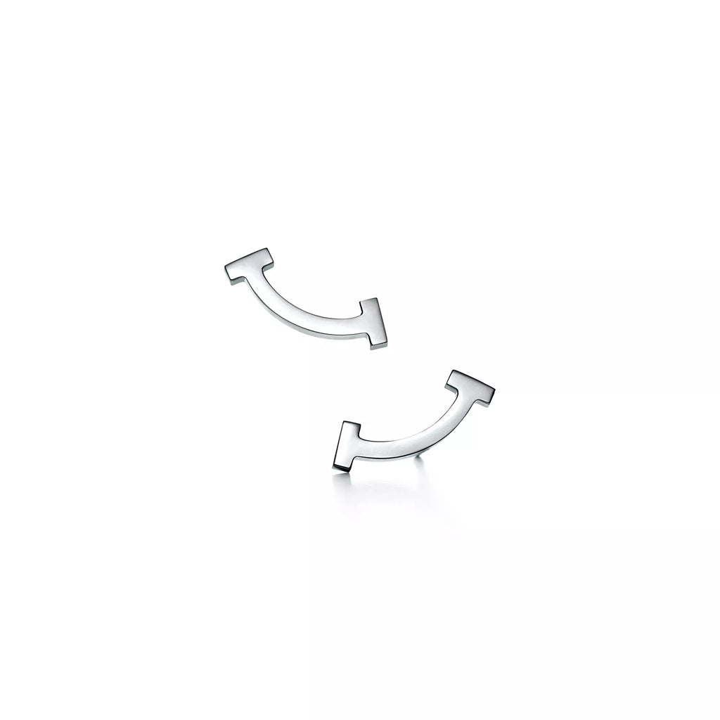 Carave Paris Minimalist Curve Bar Stud Earrings