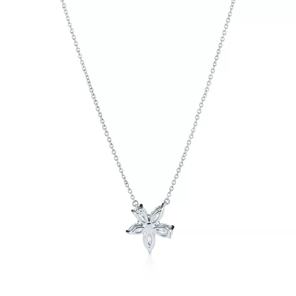 Carave Paris Openwork Floral Star Pendant Necklace
