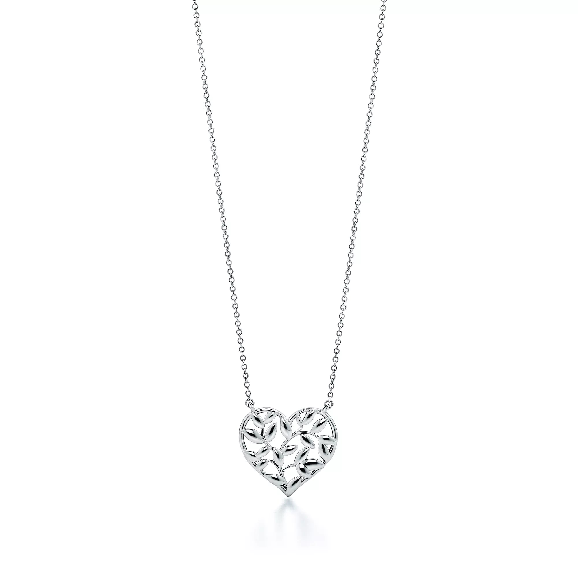 Carave Paris Openwork Heart Pendant Necklace
