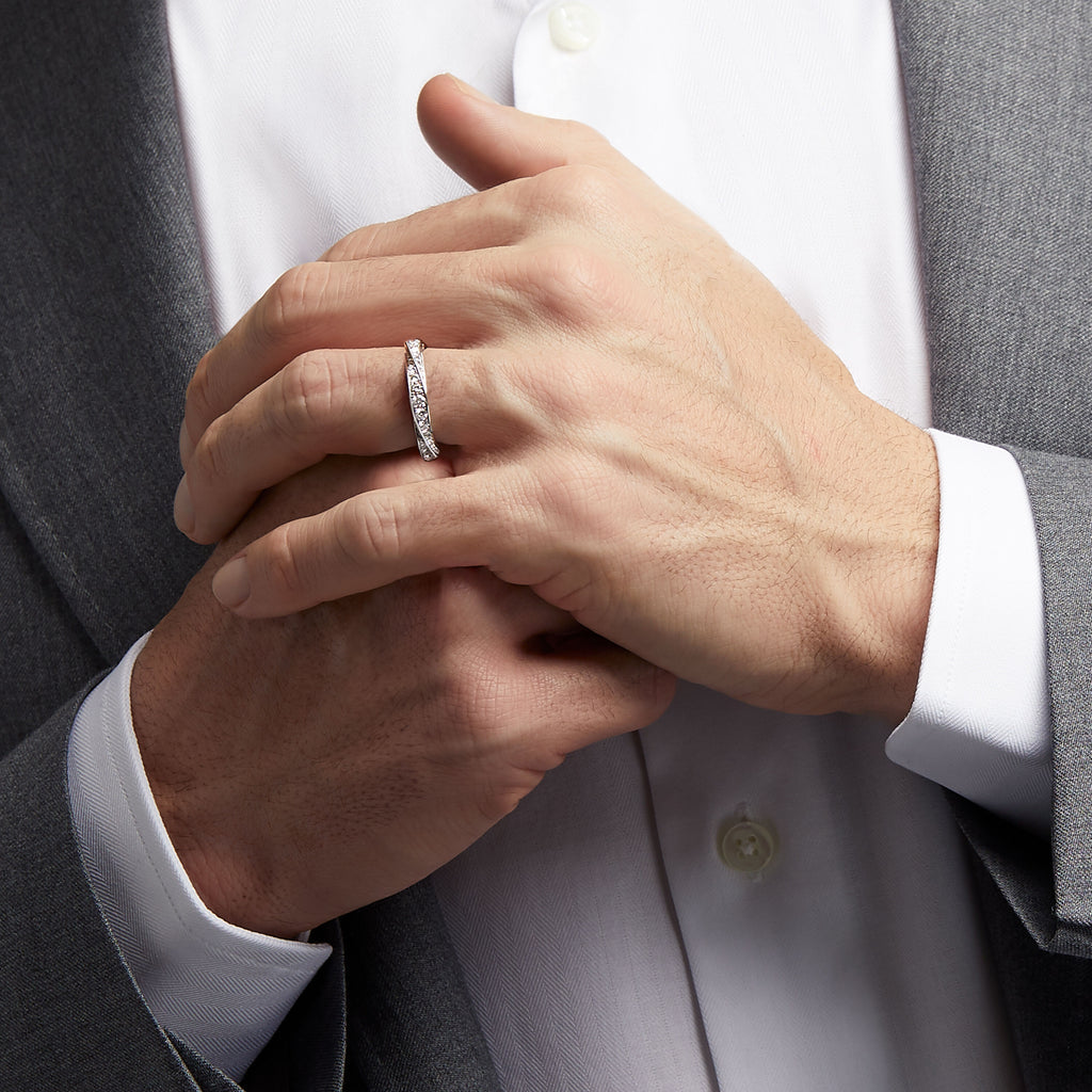 Carave Paris Pavé Crossover Diamond Ring