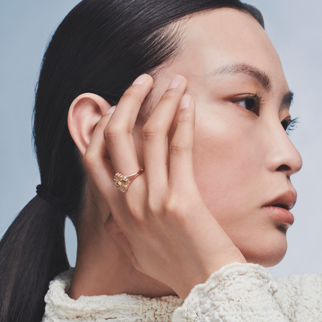 Carave Paris Quatrefoil Bloom Signet Ring