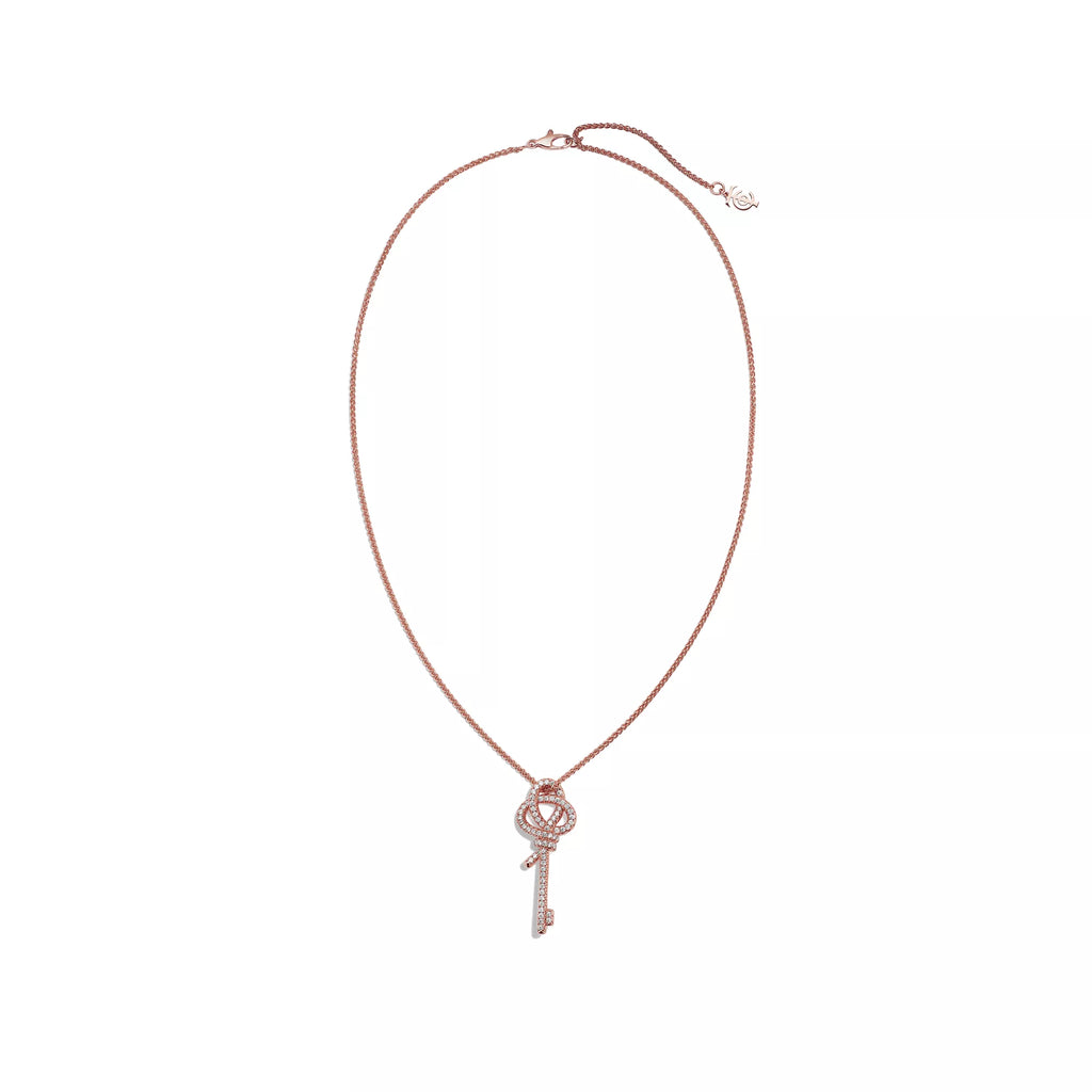 Carave Paris Silver Knot Key Pendant Necklace