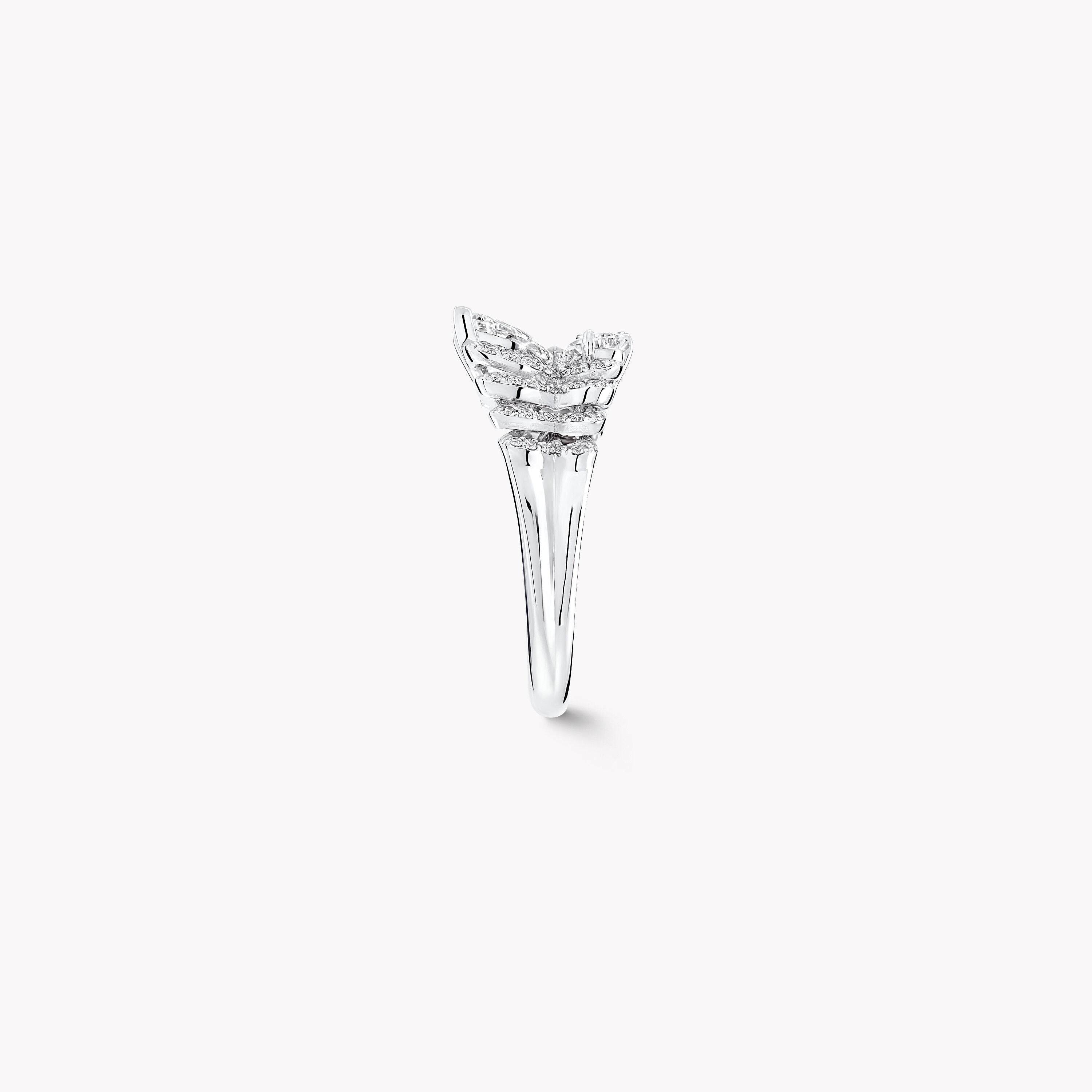 Carave Paris Round Diamond Floral Cluster Cocktail Ring
