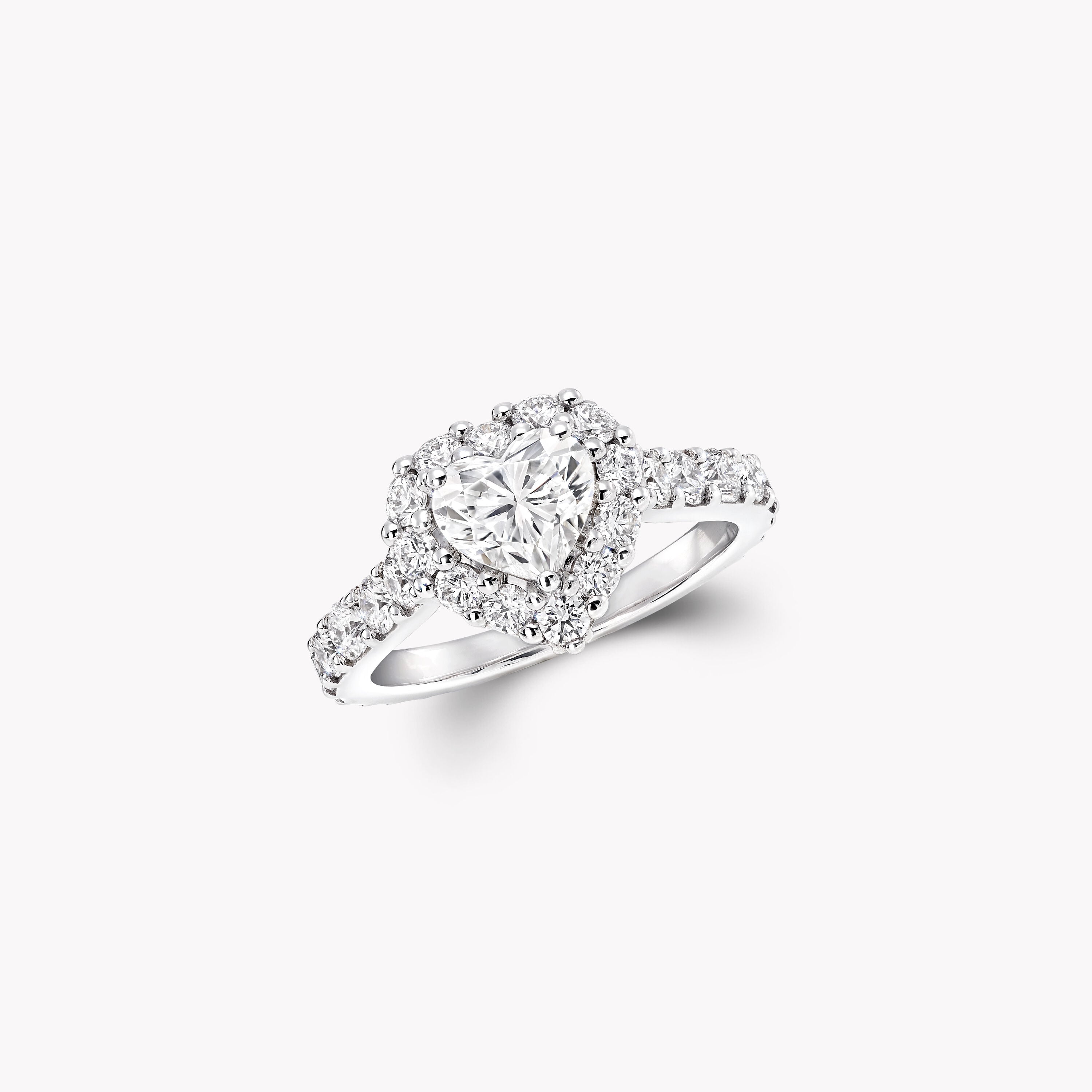 Carave Paris Round Halo Diamond Engagement Ring