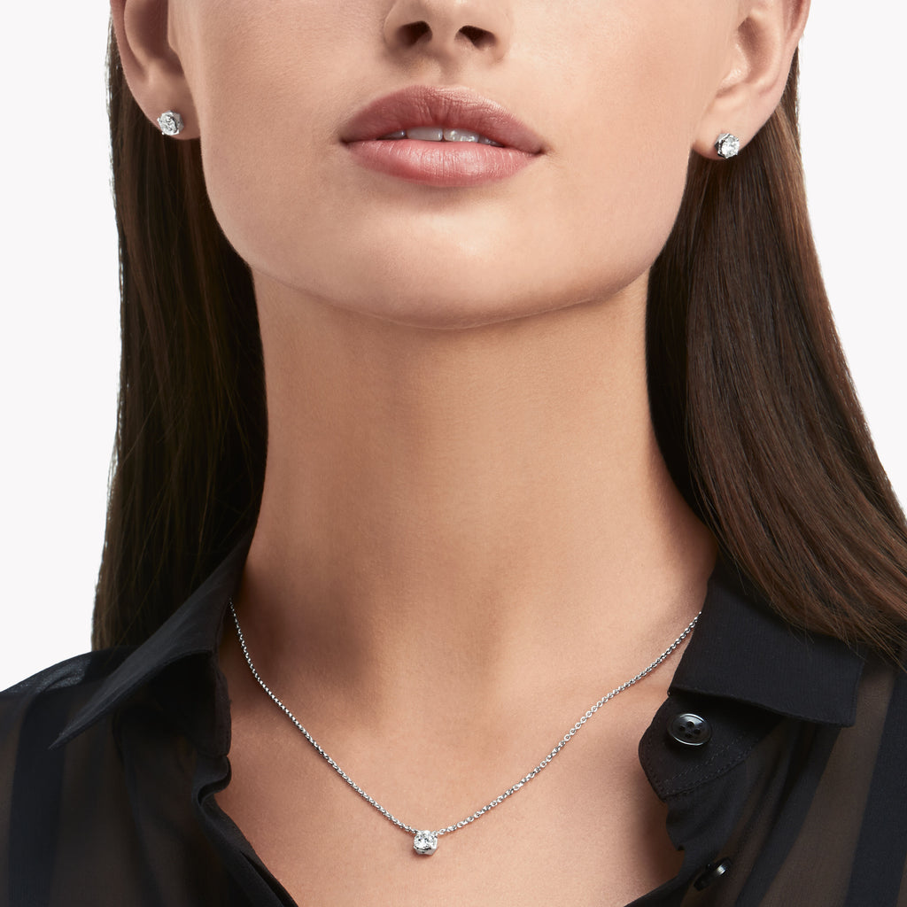 Carave Paris Round Solitaire Diamond Pendant Necklace