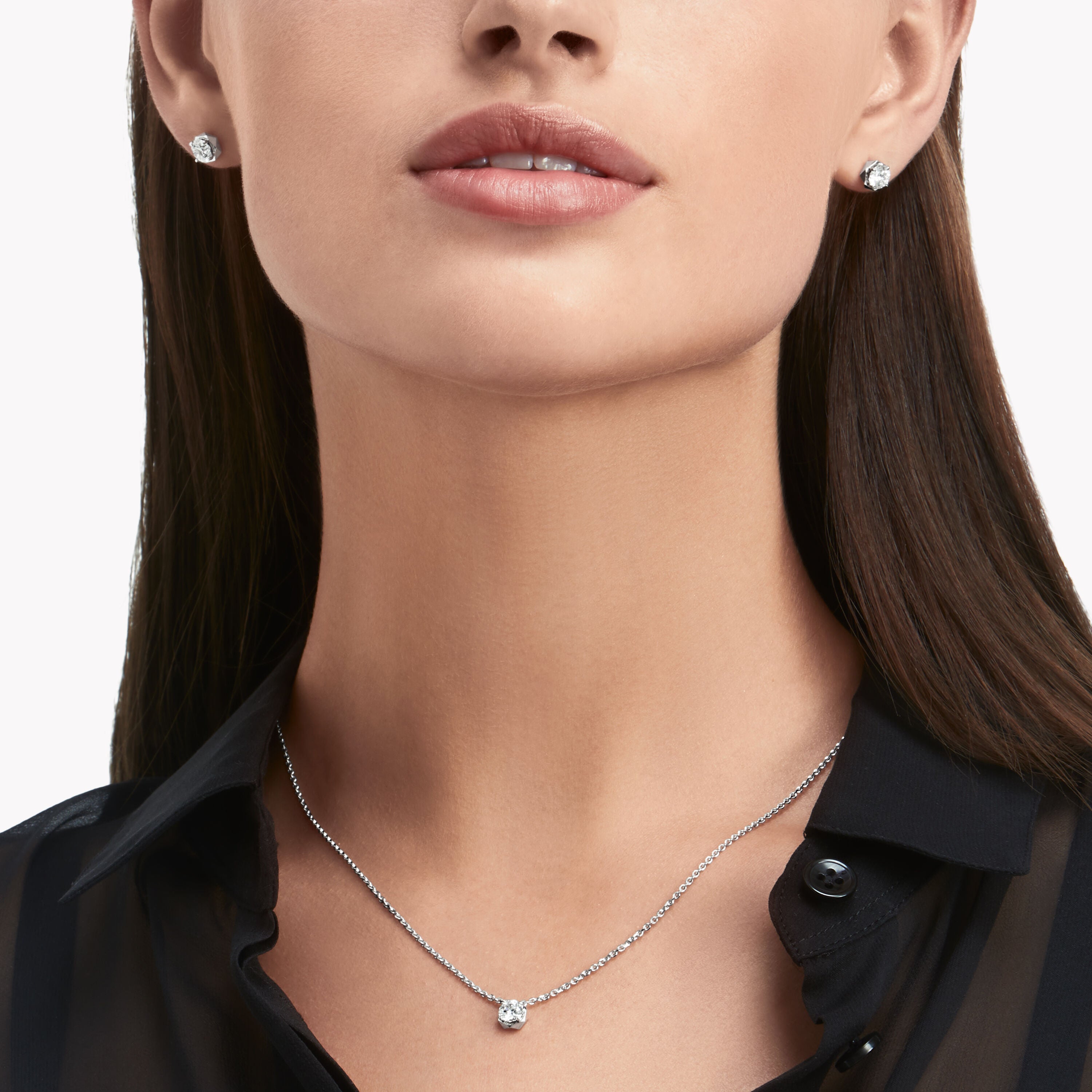 Carave Paris Round Solitaire Diamond Pendant Necklace