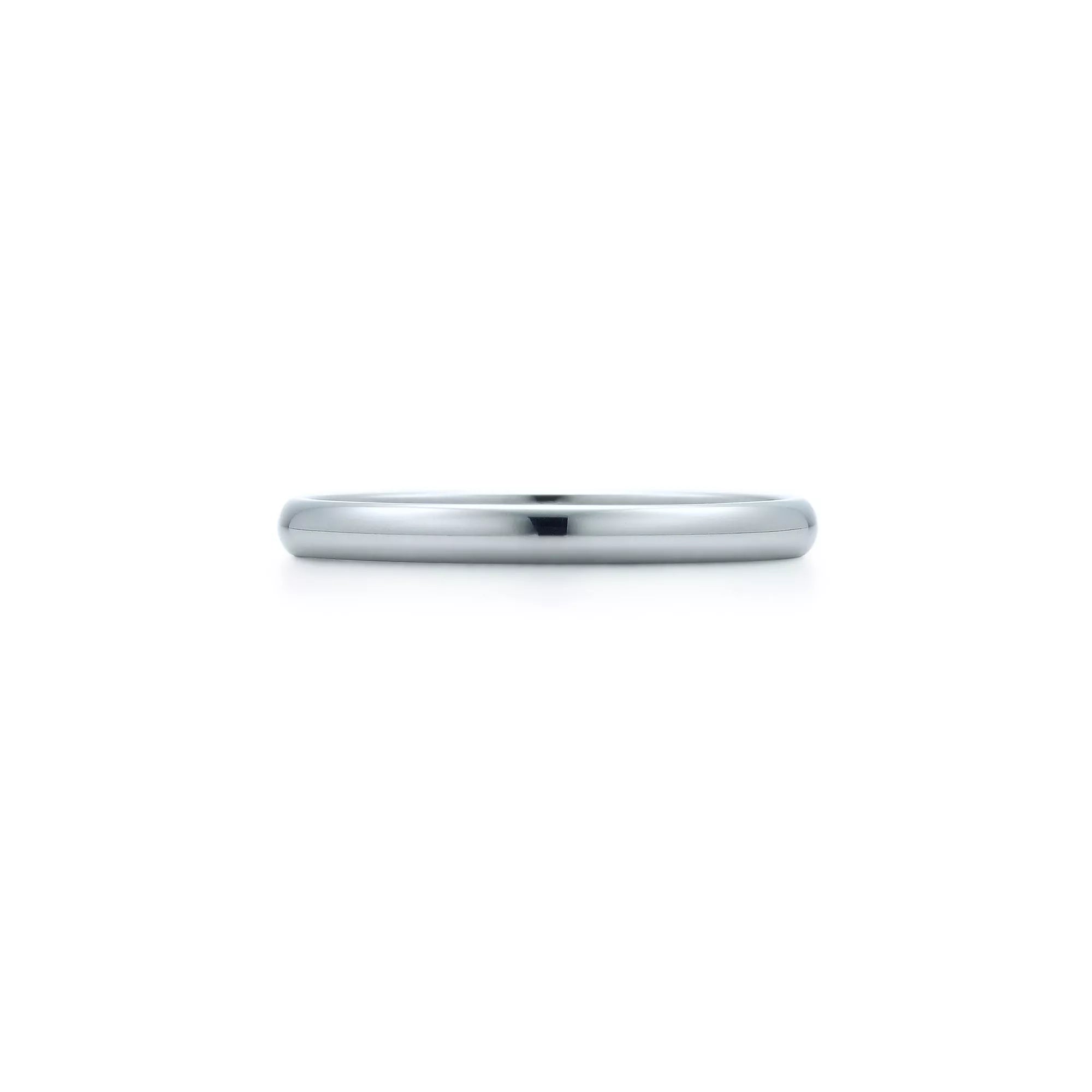 Carave Paris Slim Polished White Gold Band Ring