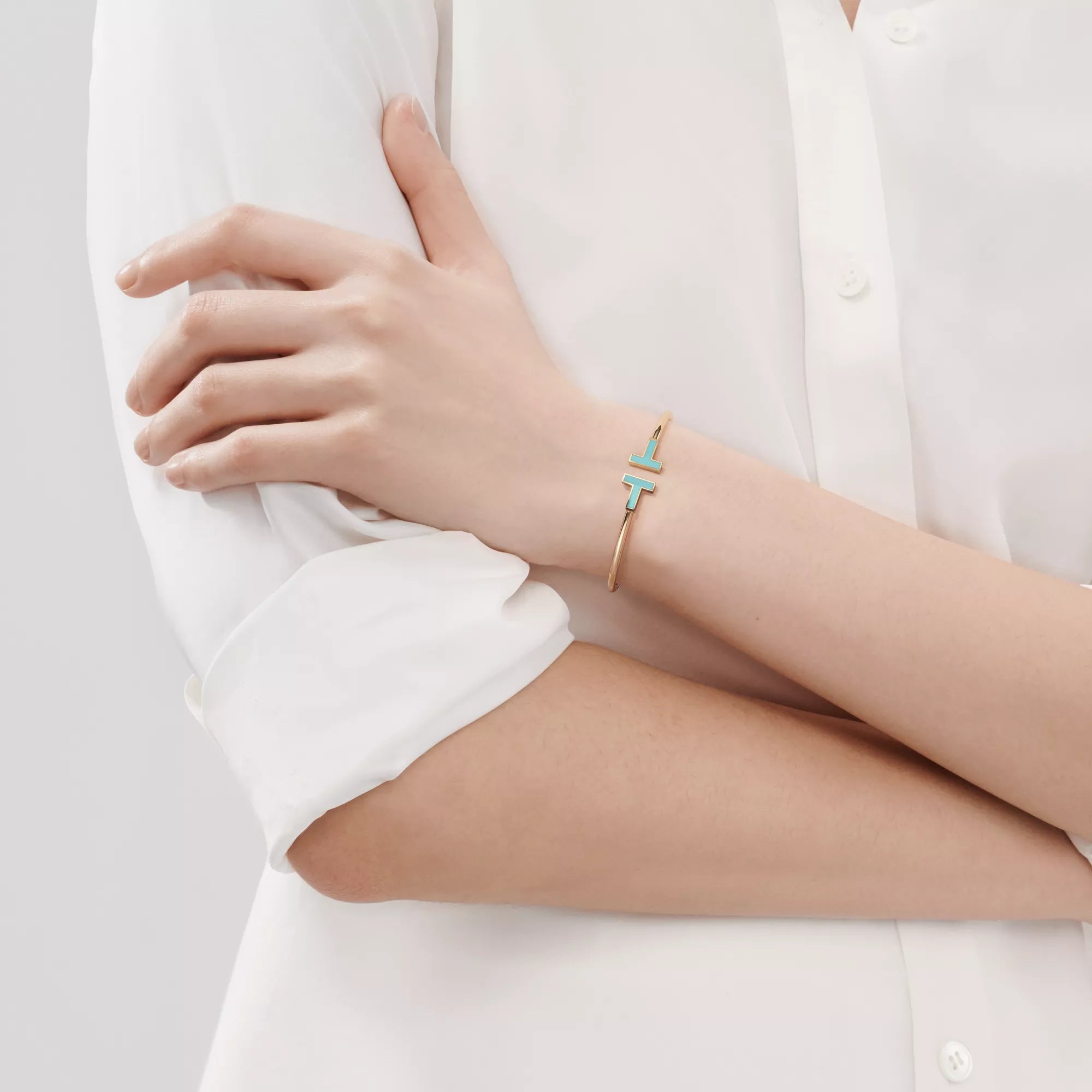Carave Paris Turquoise T Yellow Gold Open Bangle for Women