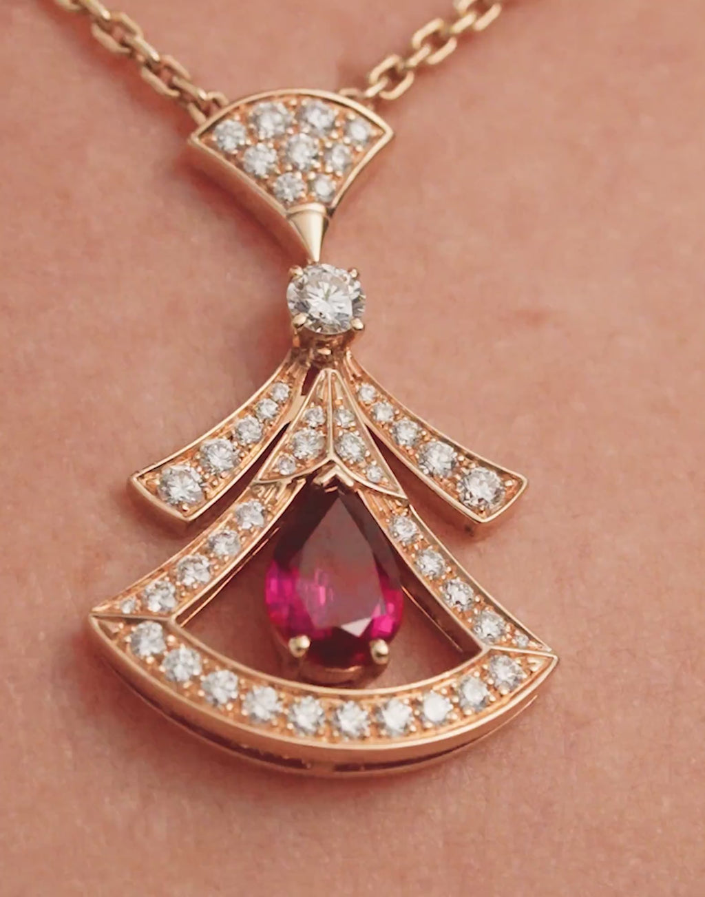 Carave Paris Emerald Fan Diamond Pendant Necklace